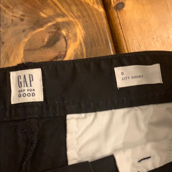 Gap city short - Picture 2 of 3